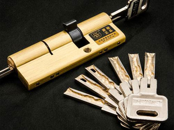 紫金24小时上门开锁公司