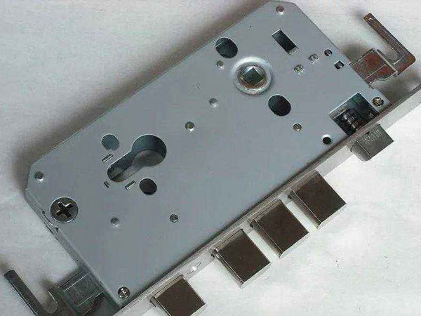 紫金24小时上门开锁公司